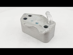 Ogrzewacz chłodzący olej silnikowy samochodu klasy premium 07K117021C Numer odniesienia: 23843