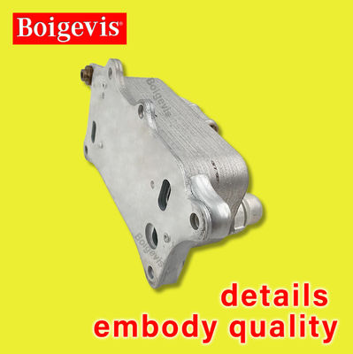 Genuine 06E117021J Aluminiowy chłodnik olejowy części zamienne silników samochodowych dla C7 3.0T